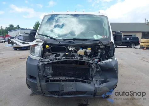 2020 Ram Promaster 1500 Low Roof 136 Wb z USA, uszkodzony, nr VIN 3C6TRVAG3LE123855